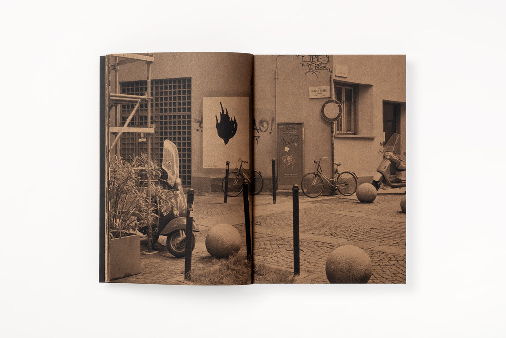 Mark Gowing <br>Inside the Oblong